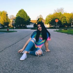 Meet your Posher, Leilani